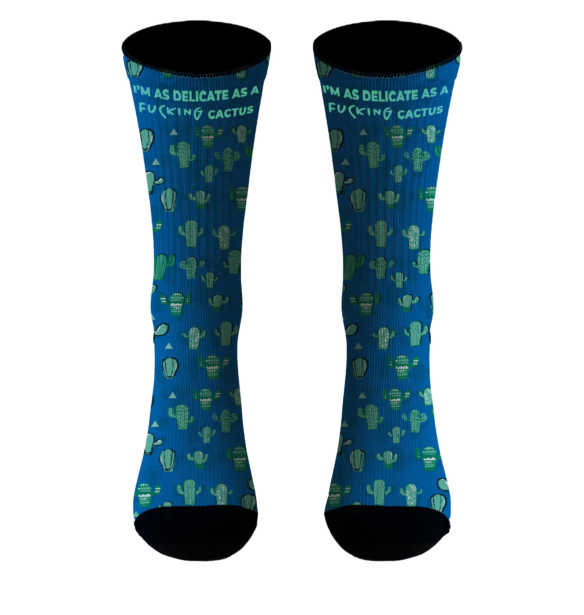 Parte delantera de los calcetines azules con diseño de cactus verdes, ideales para un estilo desenfadado y natural.