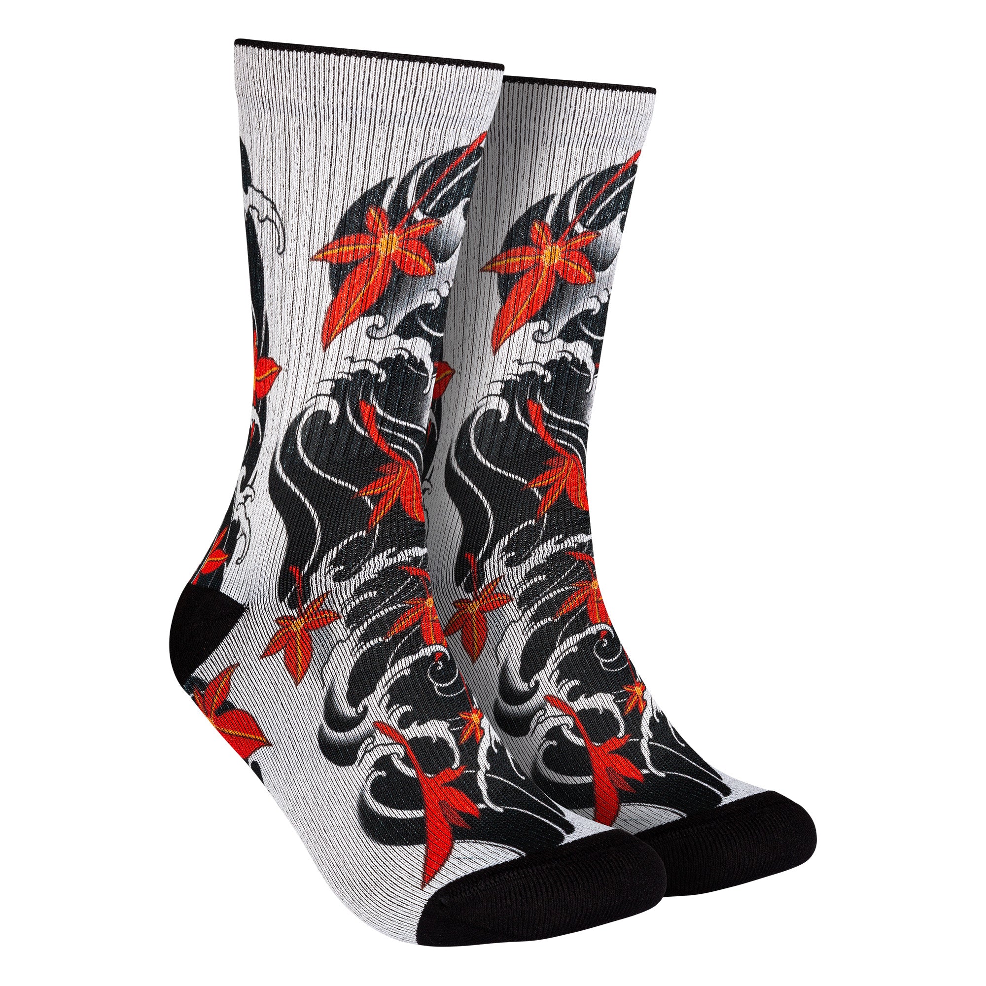 Calcetines blancos con un diseño exclusivo de Rayo Tattoo que combina patrones de flores y ondas en colores oscuros y misteriosos, ideales para un look artístico y único.