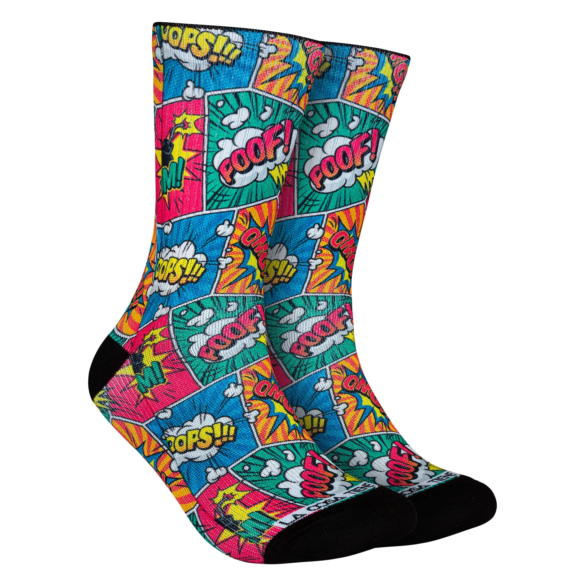Calcetines con estampados de onomatopeyas de cómics como "¡Boom!" y "¡Poof!", aportando un toque dinámico y divertido.
