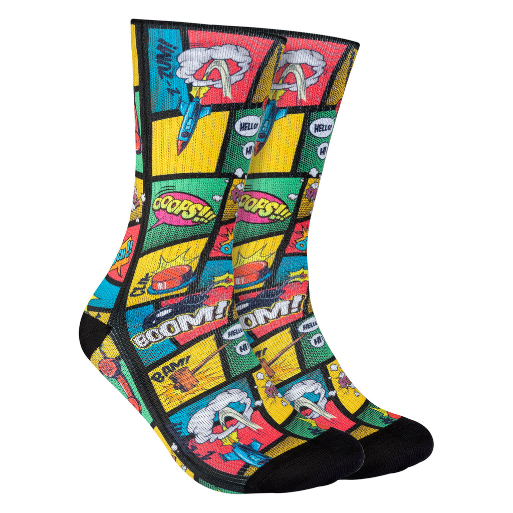 Calcetines con estampado de cómics en colores vivos, perfectos para los amantes de las historietas.